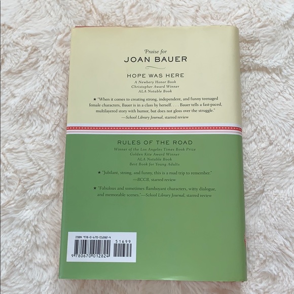 Close to Famous Book💫 - Picture 2 of 5